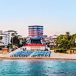 Hotel Granada Luxury Red Adult Only